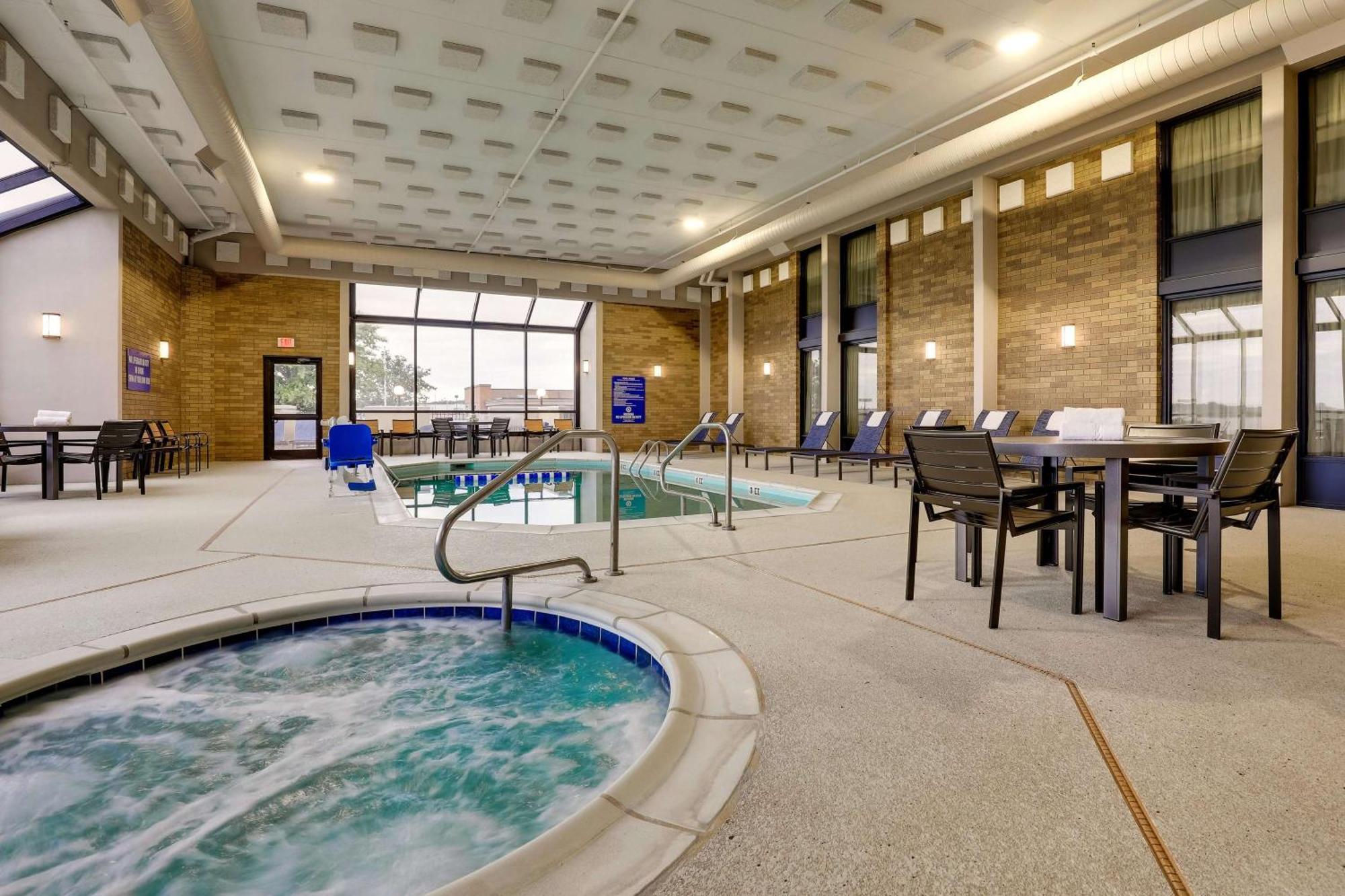 Drury Inn & Suites Cape Girardeau Esterno foto